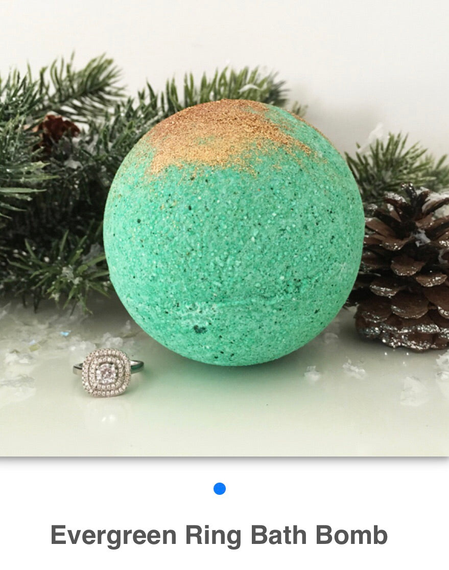 Evergreen Ring Bath Bomb - West Avenue